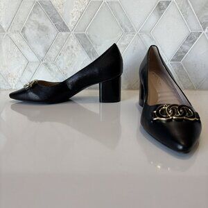 Adrienne Vittadini Sz 8.5M Black Gold Accent Strap Pointed Toe Block Heel Fritz